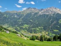 Fahrt mit dem Bernina-Express (Blick ins Val di Poschiavo)