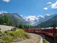 Fahrt mit dem Bernina-Express (Morteratsch-Gletscher)