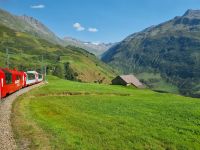Fahrt mit dem Glacier-Express (vom Oberalppass nach Andermatt...)