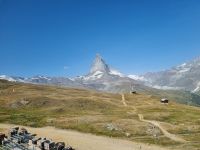 Fahrt zum Gornergrat mit Blick zum Matterhorn