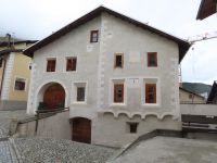 076 Engadinrundfahrt - Spaziergang durch Zuos mit typischen Engadiner Häusern ganz traditionell