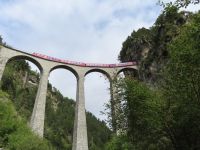 142 Ausflug in die Landwasserwelt - Regionalzug auf dem Landwasserviadukt