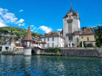 Schifffahrt auf dem Thunersee (Schloss Oberhofen)
