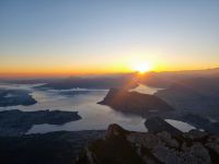 Sonnenaufgang vom Pilatus bzw. vom Gipfel des 