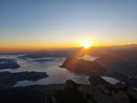 Sonnenaufgang vom Pilatus bzw. vom Gipfel des 