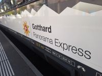 Mit diesem Zug durch den Gotthard