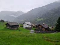 Fahrt mit dem Glacier-Express... (Vorderrheintal)