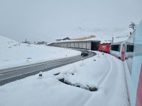 Fahrt mit dem Glacier-Express... (Oberalppass)