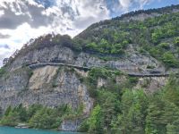 172 Schifffahrt auf dem Thunersee - die Straße am Nordufer &ndash; &copy; Annette Probst-Weise (Eberhardt TRAVEL)