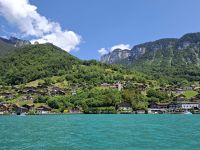 Schifffahrt auf dem Thunersee (Merligen mit dem Niederhorn) &ndash; &copy; Katrin Deutschbein (Eberhardt TRAVEL)