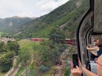 immer höher windet sich der Zug &ndash; &copy; Günter Thomas Menzel (Eberhardt TRAVEL)