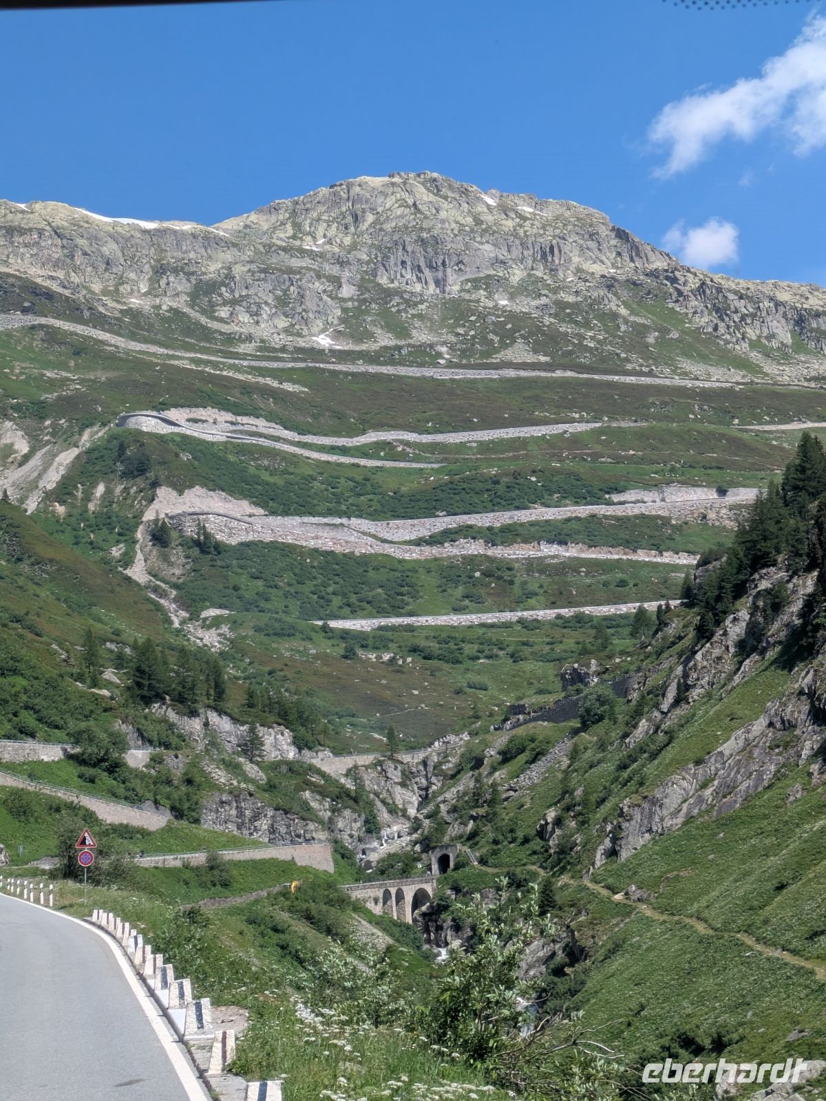 Grimselpass von unten &ndash; &copy;  (Eberhardt TRAVEL)