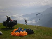Gleitschirmflieger auf Rigi-Kulm