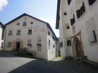 Guarda - Dorf im Engadin