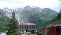 Gletsch Blaues Haus am Furkapass