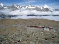 17 Gornergratbahn über dem Mattertal