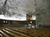 Felsenkirche in Raron