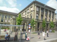 im Univiertel von Zürich