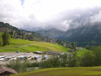 Fahrt mit der Wengernalpbahn von Grindelwald zur Kleinen Scheidegg