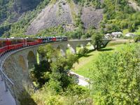 Fahrtimpressionen Bernina-Express (Kreisviadukt von Brusio)