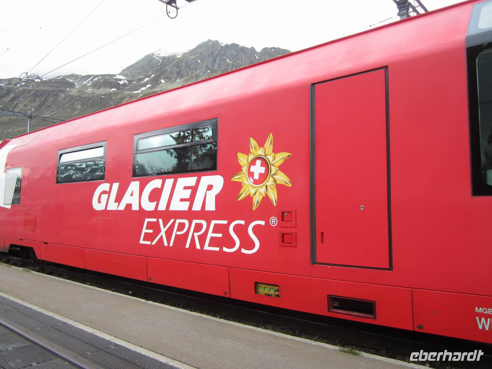 Fahrt mit dem Glacier Express von Filisur bis Zermatt