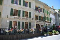 Die Hauptstarße von Romainmotier