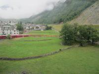Fahrt mit dem Bernina-Express-Kreisviadukt in Brusio