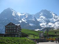 Ausblick auf Eiger und Mönch