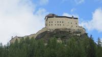 025 Schloss Tarasp