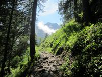Der Rückweg zur Oeschinenbahn