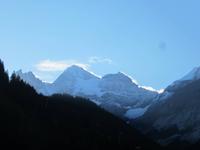 Kandersteg, Blick vom Hotel aus am Morgen