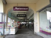 Spaziergang durch Locarno am frühen Morgen zum Bahnhof