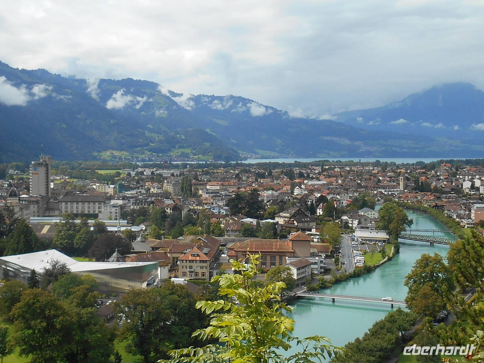 Blick auf Interlaken und den Thuner See