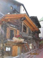 Auf Rundgang durch Zermatt - alter Dorfteil