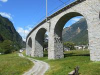 Fahrt mit dem Bernina-Express (Kreisviadukt von Brusio)