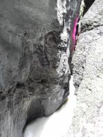 Buntes Farbspiel in der Schlucht