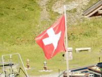Das Schweizer Kreuz ist stets allgegenwärtig