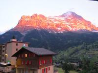 135 Grindelwald - Alpenglühen am Eiger