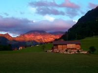Alpenglühen über dem Melchtal
