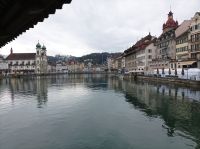 Blick von der Kapellbrücke auf Luzern