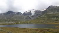 Fahrt mit dem Bernina-Express (Lej Nair bzw. Schwarzer See mit Gambrena-Gletscher)
