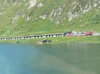 Fahrt mit dem Glacier-Express von St. Moritz nach Zermatt,Obberalppass