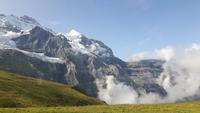 Fahrt mit der Jungfraubahn