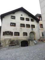 Glacier-Bernina-Reise, Ausflug ins Engadin, Besuch im Engadiner Dorf Guarda