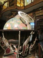 Globus in der Stiftbibliothek