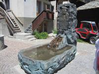 Inderbinen-Brunnen in Zermatt