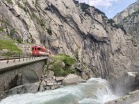 MGB auf der Strecke der Schöllenenbahn
