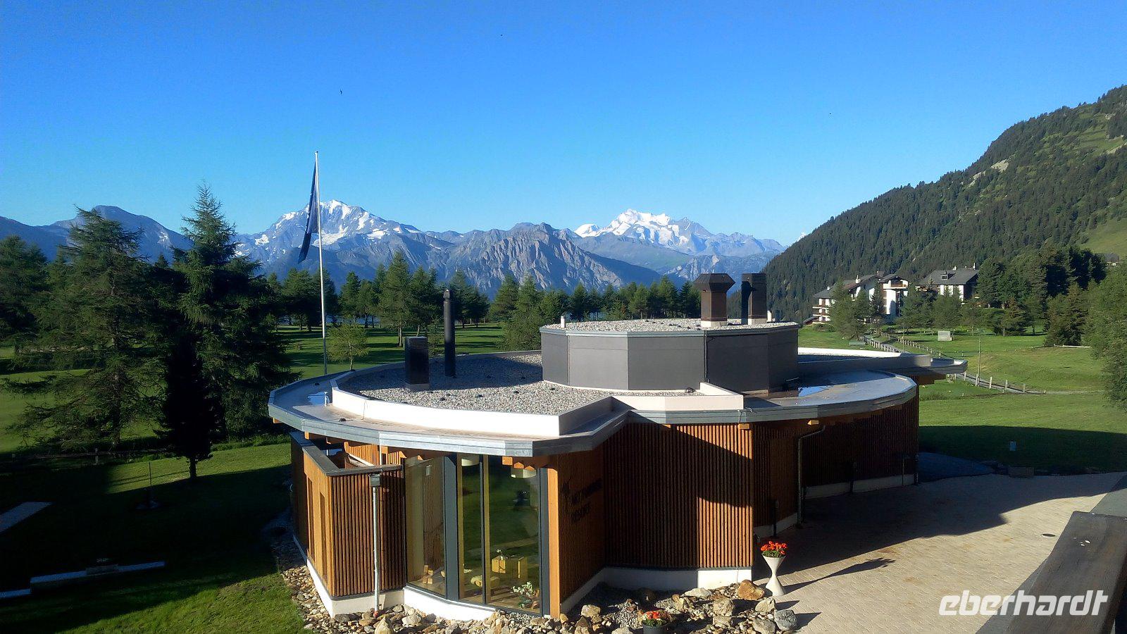 Readeralp, Verabschiedung mit schönen Blick in die Berge