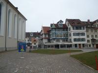 Rund um das Kloster stehen schöne Fachwerkhäuser,