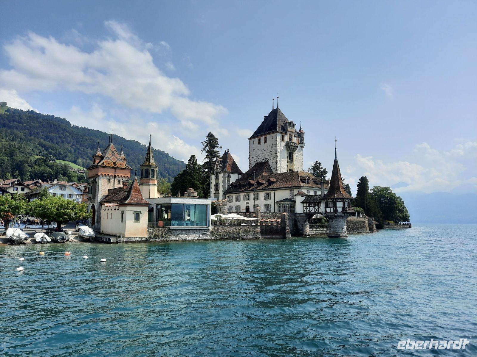 Schifffahrt auf dem Thuner See - Schloss Oberhofen